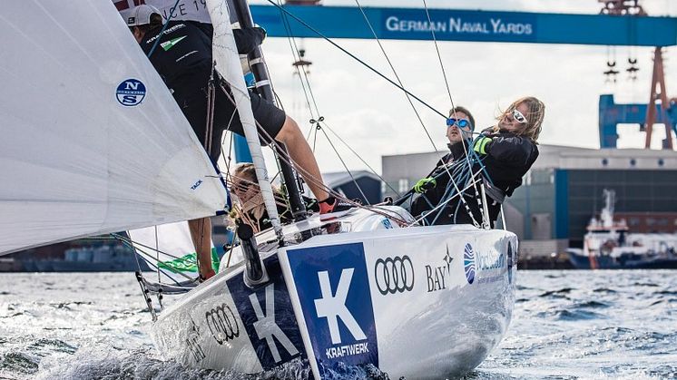 Action bei der 1./2. Deutschen Segel-Bundesliga in Kiel