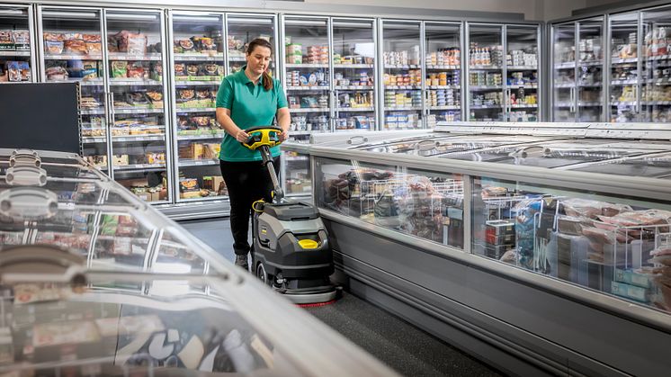 BD_35_15_C_Bp_retail_freezer_aisle_app_01_CI20-300_dpi.jpg