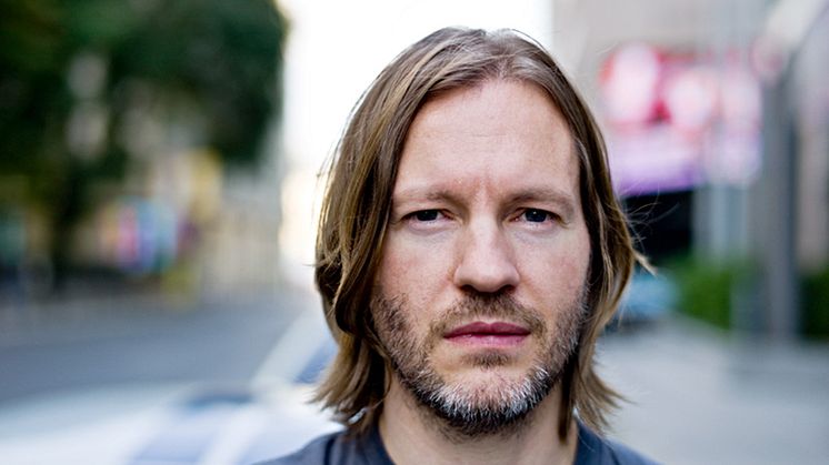 Den isländske grafiska formgivaren Hjalti Karlsson tilldelas Torsten och Wanja Söderbergs pris 2013 