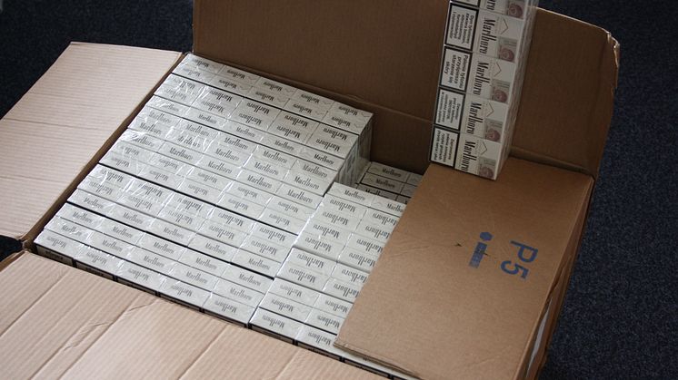 Op Zither - Box of cigarettes seized