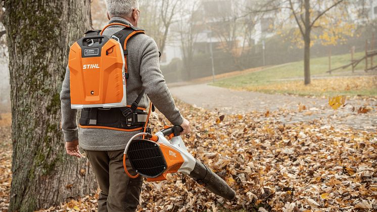 STIHL lanserer sin hittil sterkeste batteriløvblåser – BGA 200