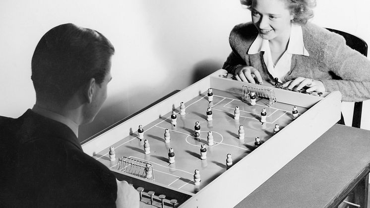 Brädspel, Guitar Hero och en enarmad bandit  – Nordiska museet visar spel ur samlingarna
