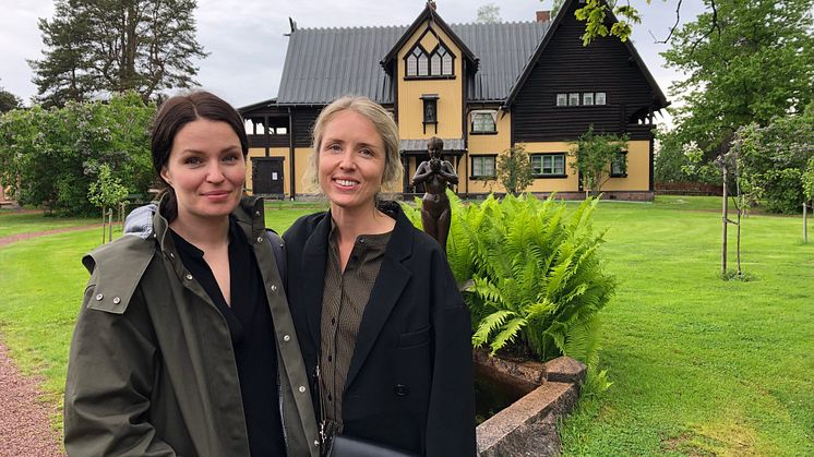 Bloggprofilerna Nathalie Myrberg och Catarina Skoglund på kulturresa i Dalarna. Foto: Visit Dalarna