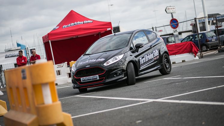 Ford tuo nuorten kuljettajien koulutusohjelman elokuussa Suomeen; yhtiö investoi ohjelmaan tänä vuonna Euroopassa 2,9 miljoonaa euroa 