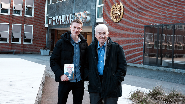 Jonathan Carlson och Bert-Inge Hogsved.png