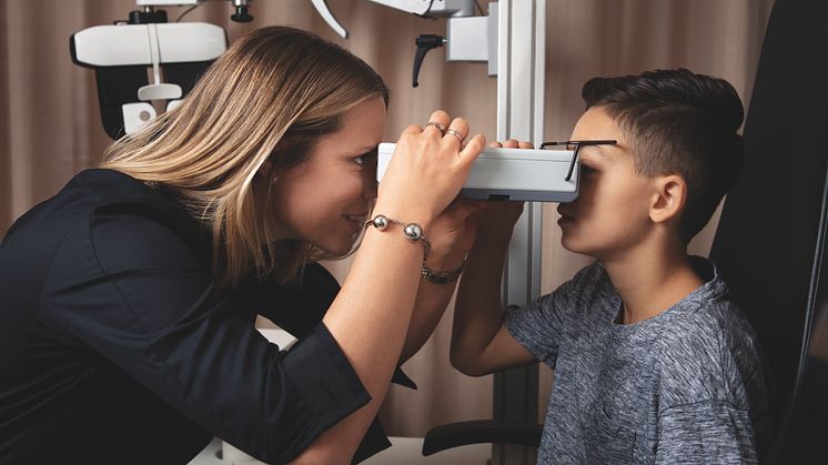 Synundersökning_Optiker_Barn_Synsam