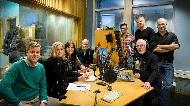Var med i publiken när uppmärksammad podcast vid Jönköping University spelas in utomhus