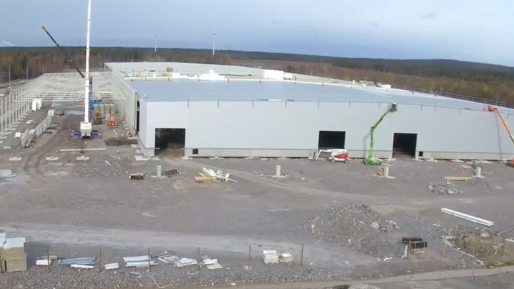 Superfabriken på Haraholmen i Piteå börjar ta form. Printscreen från vår webbkamerasändning enligt länk ovan.