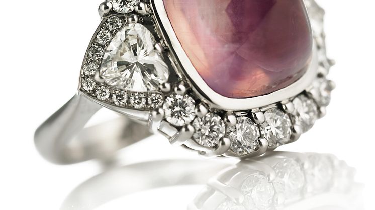 Pink safir- og diamantring 