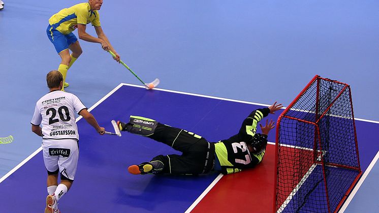 Svenska innebandylandslaget till Halmstad Arena 21 november