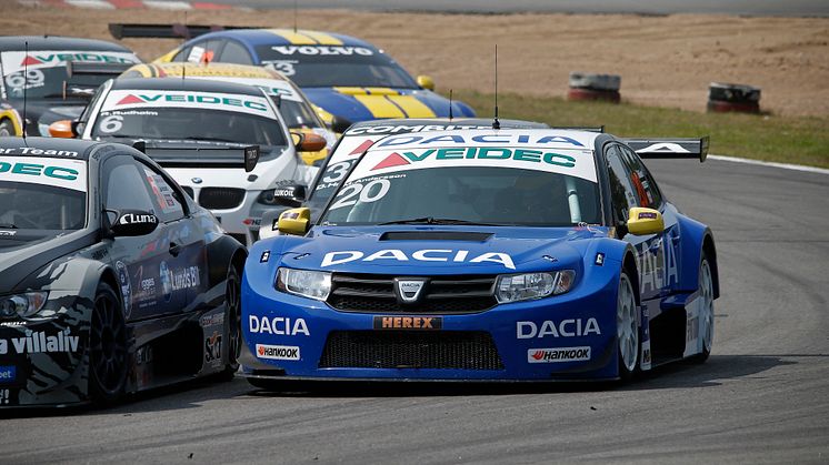 Bästa STCC-tävlingen för Dacia Dealer Team