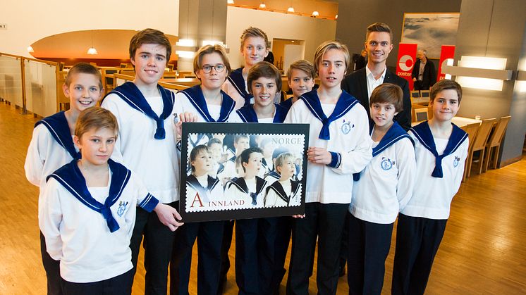 Sølvguttene sang inn sitt eget frimerke 