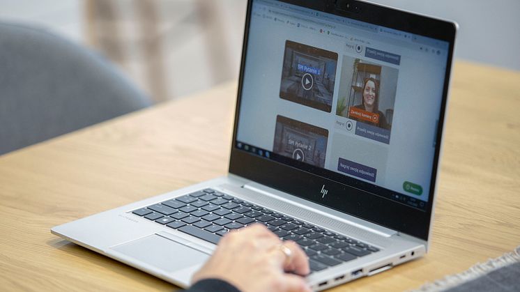 W trudnych czasach na rynku pracy JYSK rekrutuje on-line
