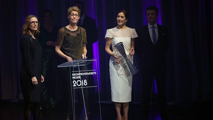 Foreningen Grønlandske Børn modtog Kronprinsparrets Sociale Pris 2018. Prisen blev modtaget af generalsekretær Puk Draiby og bestyrelsesmedlem Heidi Lindholm.