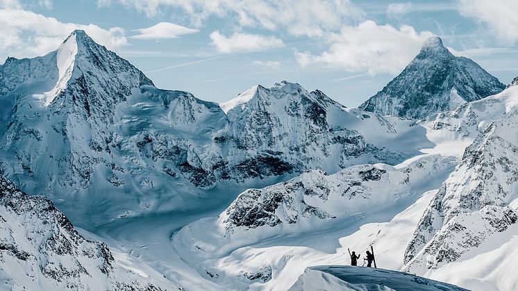 Skitourenfahrer in Zinal, Wallis.