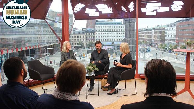 Från första Sustainable Human Business Day i september 2023: Lhina Segerbo, People & Culture manager på Icebug, Niklas Huss, "the human gardener" och Anna Ahrenfelt, Sustain Change.
