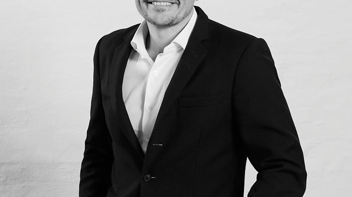 Peter Laursen _ Koncerndirektør _ A