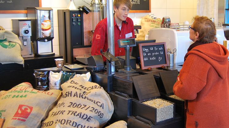 Färskaste kaffet i Stockholm hittar du på Coop Extra i Danderyd!