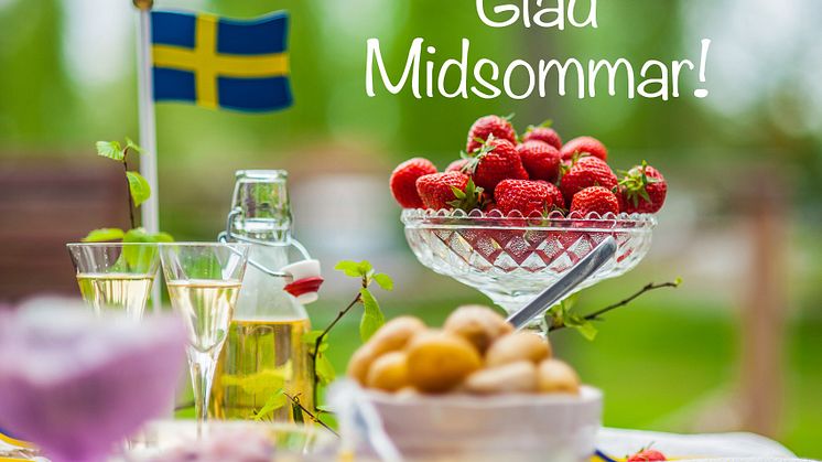Glad Midsommar önskar vi dig och bjuder på några härliga recept