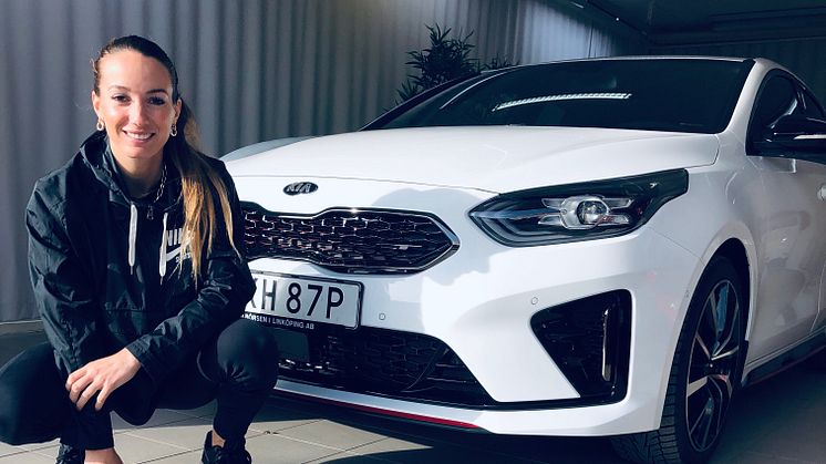 Kosovare Asllani väljer Kia 