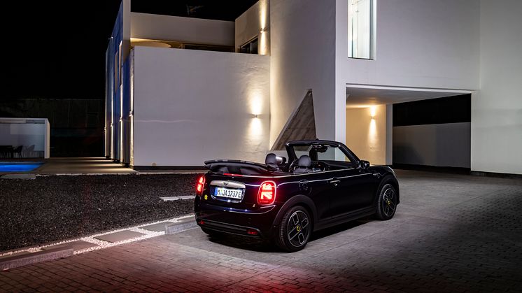 MINI Cooper SE Cabriolet