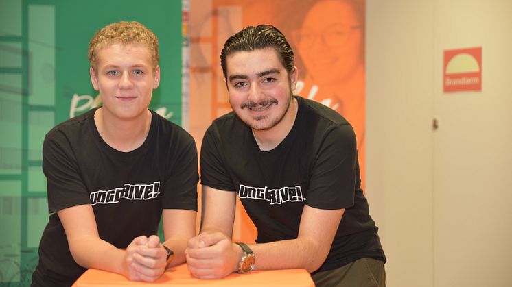 Sommarlovsentreprenörerna Hugo Hertzberg och Amir Saloha gick vidare till SM i företagande.
