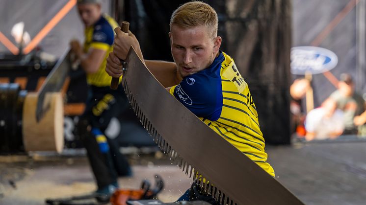 Under lördagen den 10 juni möts världens främsta TIMBERSPORTS® atleter i den internationella tävlingen World Trophy, där proffsatleterna Ferry Svan och Emil Hansson representerar Sverige.
