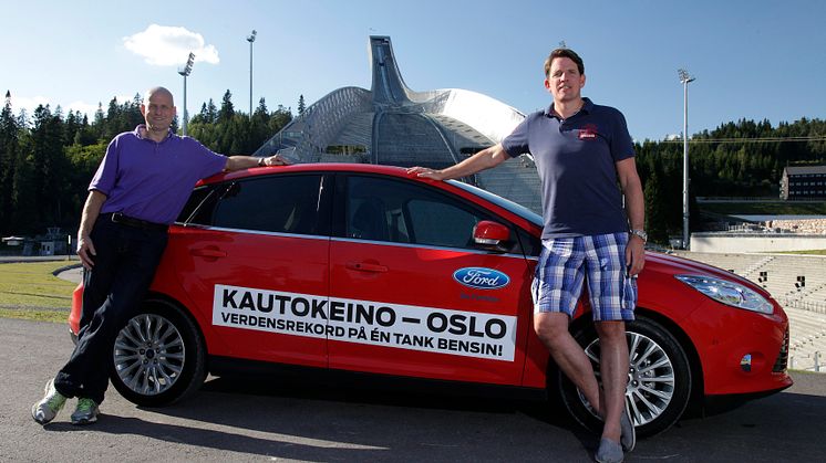 Knut Wilthil og Henrik Borchgrevink satte verdensrekord i økonomikjøring med Ford Focus med den prisbelønte 1.0-liters EcoBoost-motoren
