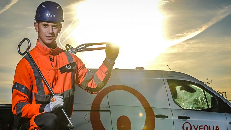 Der Beste im Freistaat Sachsen: Georg Sauer aus Mügeln absolvierte seine Ausbildung zur Fachkraft für Abwassertechnik bei Veolia - mit Bravour und viel Begeisterung für Technik und Umwelt. Auch die IHK-Prüfung hat er mit einer Glanzleistung abgelegt.