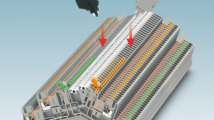 Knife disconnect terminal blocks in compact desk design