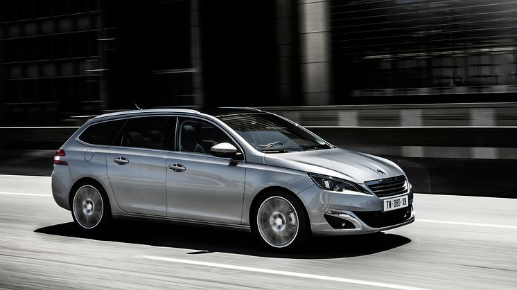 Peugeot 308 SportWagon - Årets Bil som kombi - gör entré hos de svenska återförsäljarna!