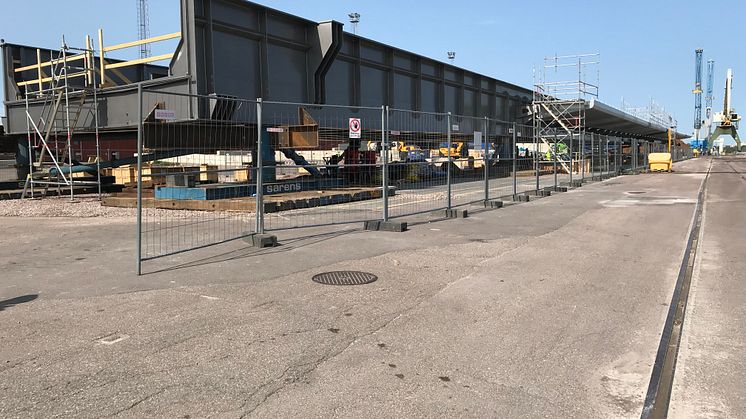Under vecka 28 kommer den sammanfogade brodelen att lastas och skeppas tillbaka till Stockholm i en 200 meter lång del för att monteras på Getingmidjan i Stockholm. (Foto: Elin Göthe Nord, Västerås stad)
