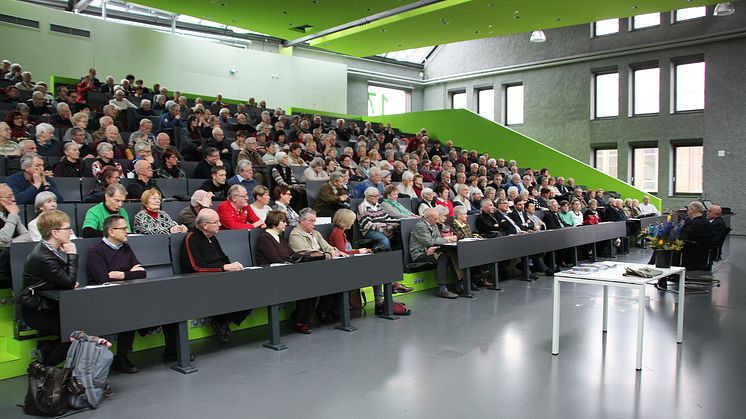 Ministerpräsident Dr. Dietmar Woidke eröffnete das 24. Sommersemester des Seniorenseminars der TH Wildaue