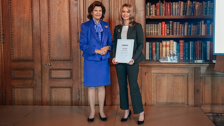 Drottning Silvia och Storasysters generalsekreterare Cecilia Bödker Pedersen