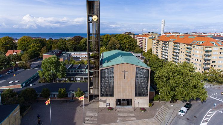 S:t Andreas kyrka, Fridhemstorget