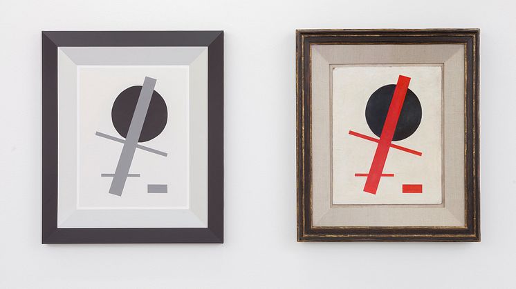 Dag Erik Elgin Originals Grisaille (Malevich), akryl på lerret, 2016 Originals (Malevich), olje på tre, 2011 (Foto: Øystein Thorvaldsen)