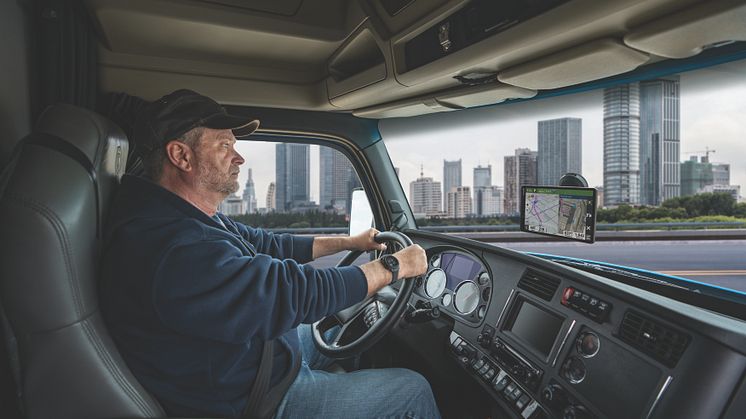 Garmin dēzlCam LGV710