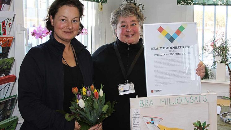 Kristina Ågren och Marita Gustavsson, återvinningscentralen.