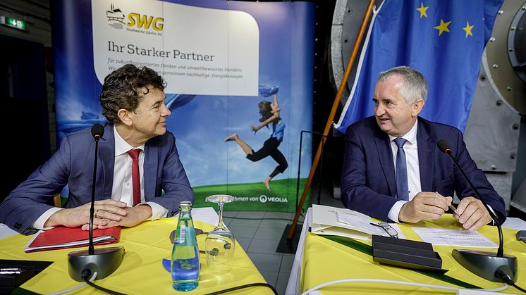 Matthias Block, Vorstandsvorsitzender der Stadtwerke Görlitz, und Thomas Schmidt, sächsischer Staatsminister für Regionalentwicklung