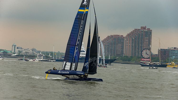 Bluewater is extremely excited about partnering with Sweden's Artemis Racing amazing team challenging for the 2017 Americas Cup, especially because of the shared sustainability commitment to fight use of single-use plastic bottles.