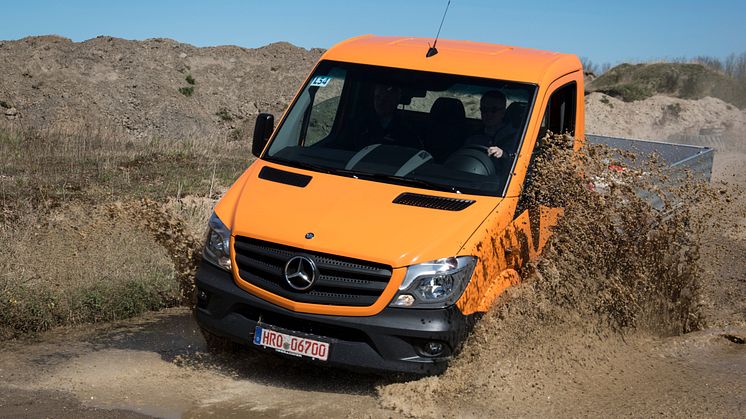 Sprinter 6x6 er en bil for dem, der har behov for at få mandskab og materiel frem uanset omstændighederne
