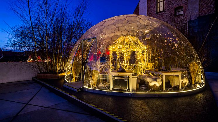 Lübeck_Glass Dome at Christmas Wonderland © LTM