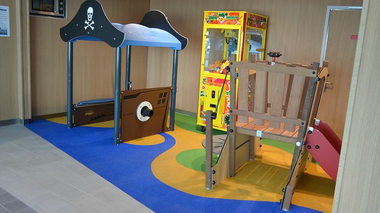 Von Deck 8 auf Deck 7