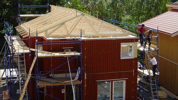 Besiktningsmannaboken berättar hur småhus bör byggas och besiktigas