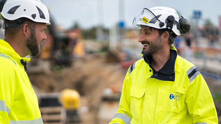 Robert Bimbilov ute på verksamhet