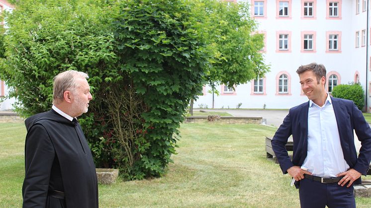 Blockheizkraftwerk der Bayernwerk Natur gesegnet