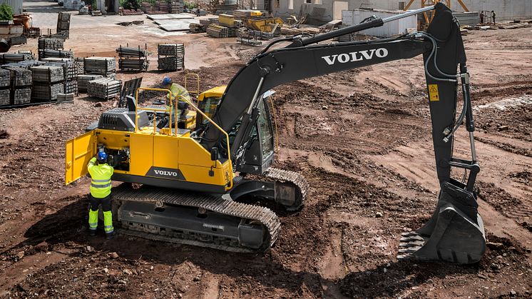 Volvo EC160E och EC180E - enklare serviceåtkomst