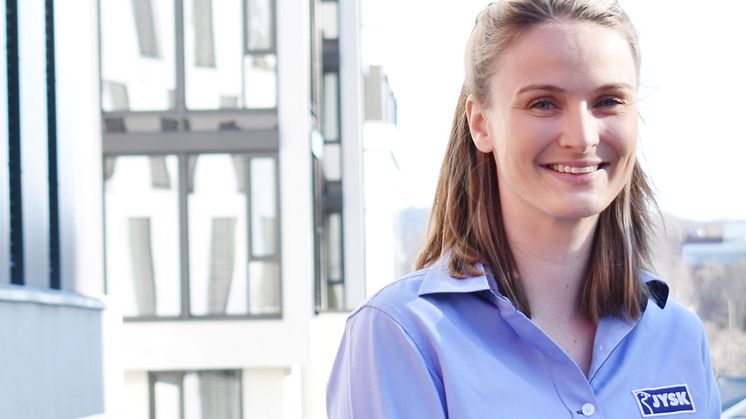 Distriktsjef Natalie Lorgen leter etter ny butikksjef til Ålesund.