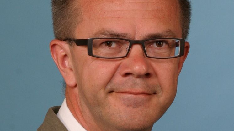 Oy Ford Ab:n huolto- ja varaosajohtaja Matti S.Koponen