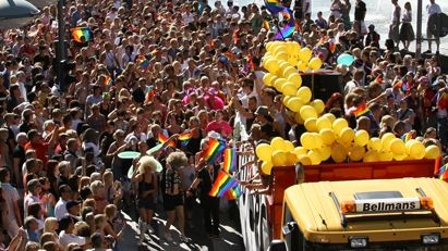 Färgsprakande parad, Marc Almond och paradgala idag på Stockholm Pride